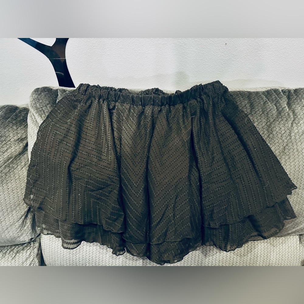 NWOT. Shorts. Oversized fit. 1XL.